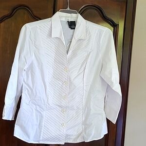 New Directions ladies white blouse